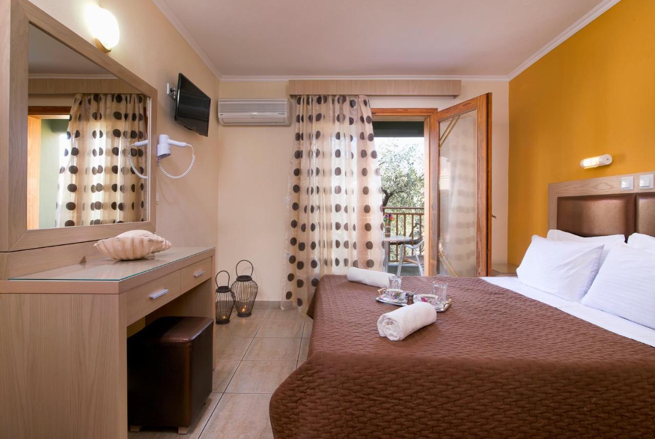 Hotel Thetis Ліменас Екстер'єр фото