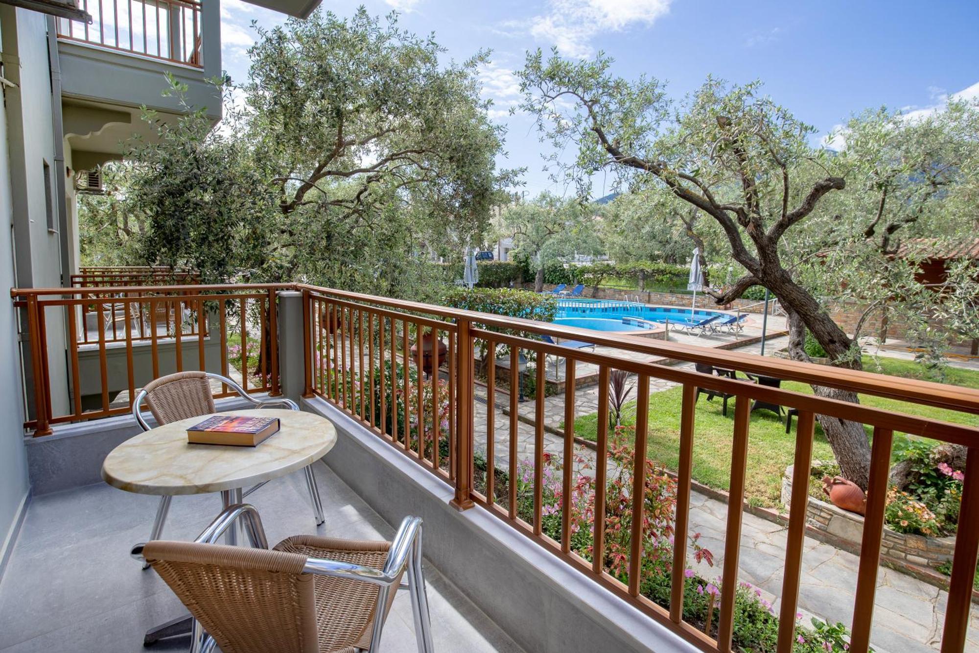 Hotel Thetis Ліменас Екстер'єр фото